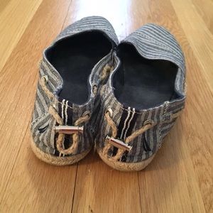 Nautica Shoes - Nautica Navy & White Striped Flats Boat Shoes Nautica Shoes - Nautica Navy & White Striped Flats Boat Shoes